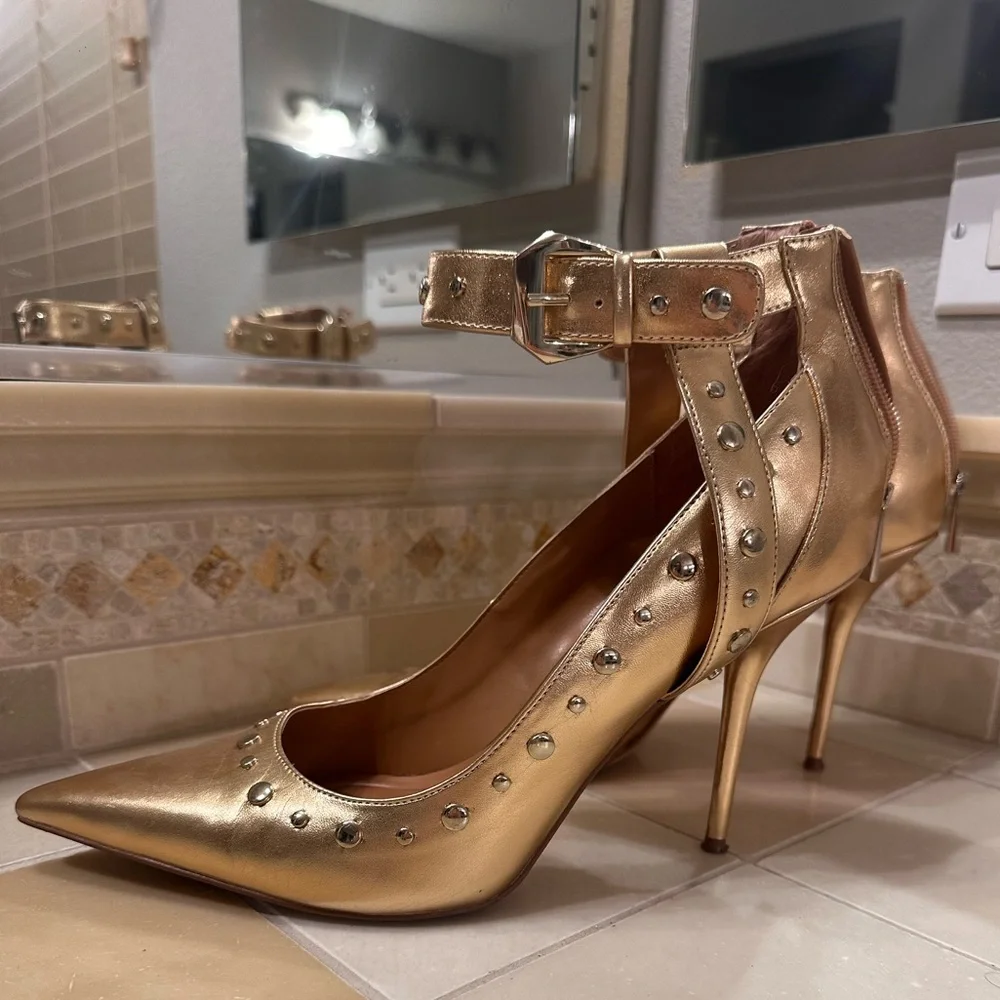 Jessica Simpson Gold Studded Heels - Picture 1 of 6